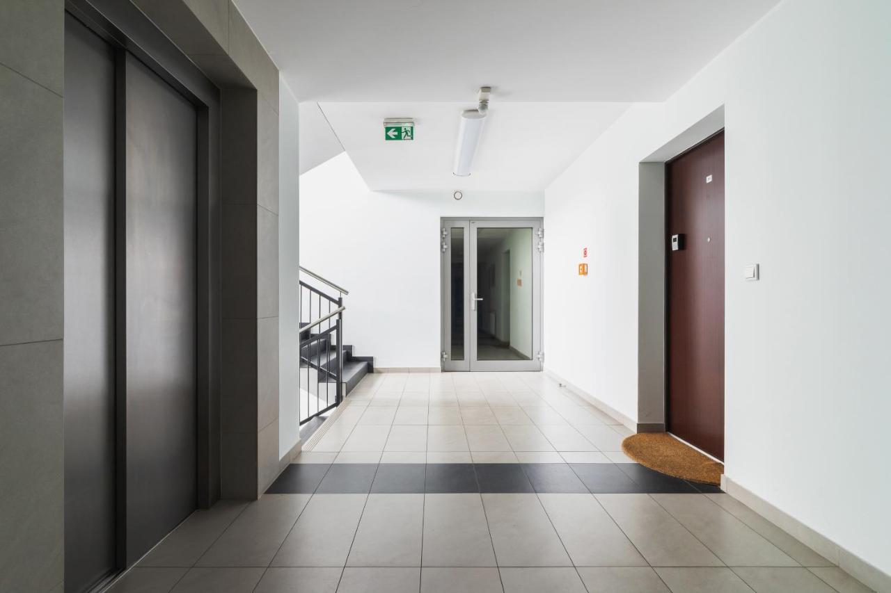 Apartment Romanowicza Cracow By Renters クラクフ エクステリア 写真