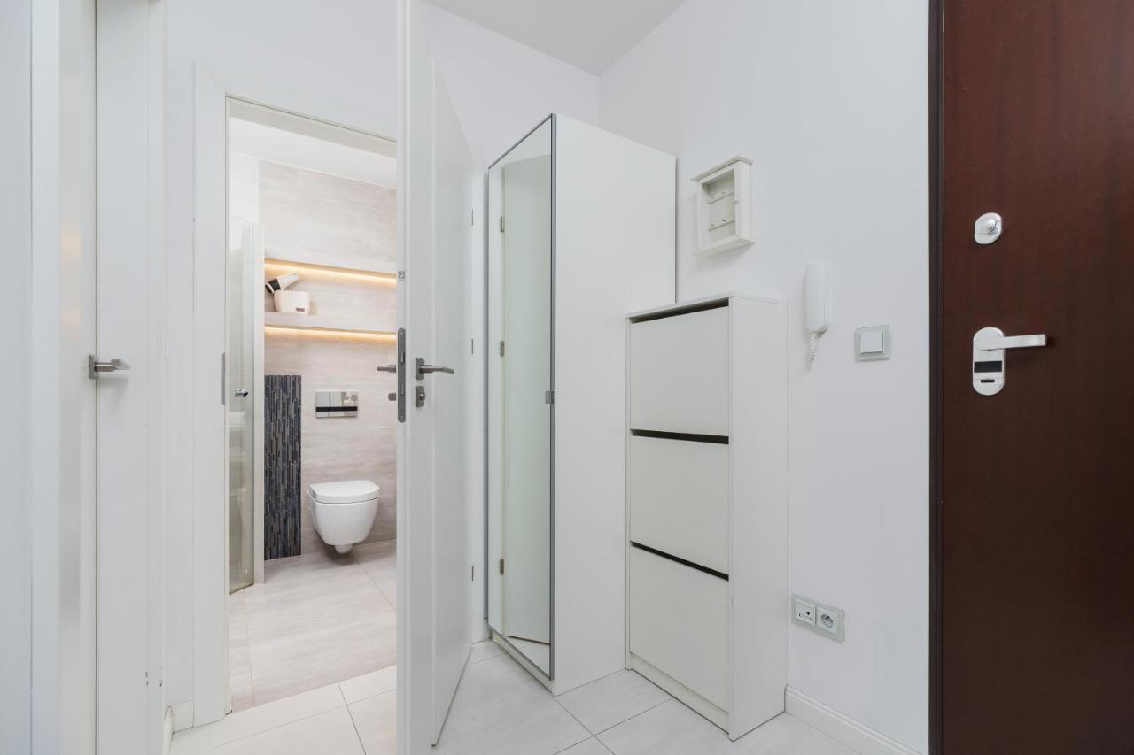 Apartment Romanowicza Cracow By Renters クラクフ エクステリア 写真
